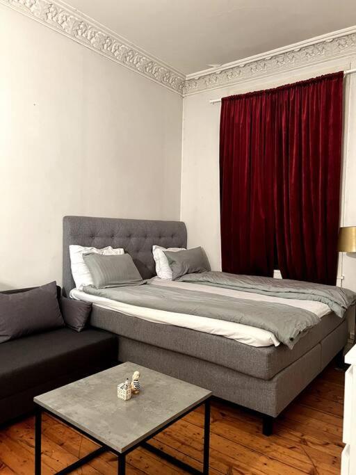 Lovely Private In By Royal Palace At Appartement Oslo